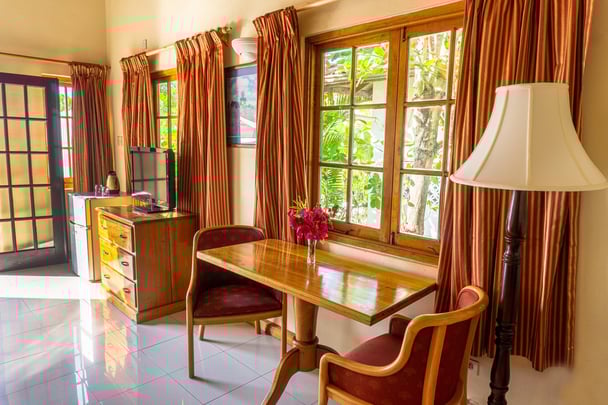 Charela Inn Deluxe Seaview living room 