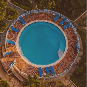 Charela Inn pool 